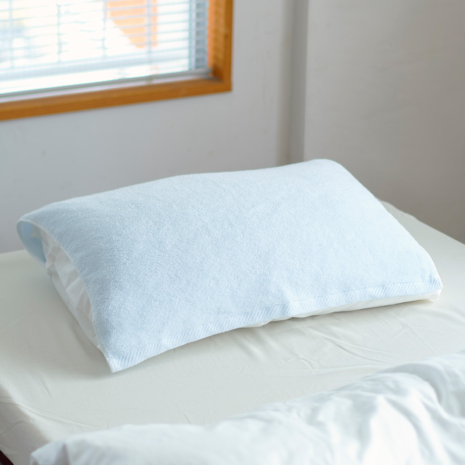 【皮膚科医監修】清潔な睡眠環境を保つにはタオル素材のまくらカバーがおすすめ